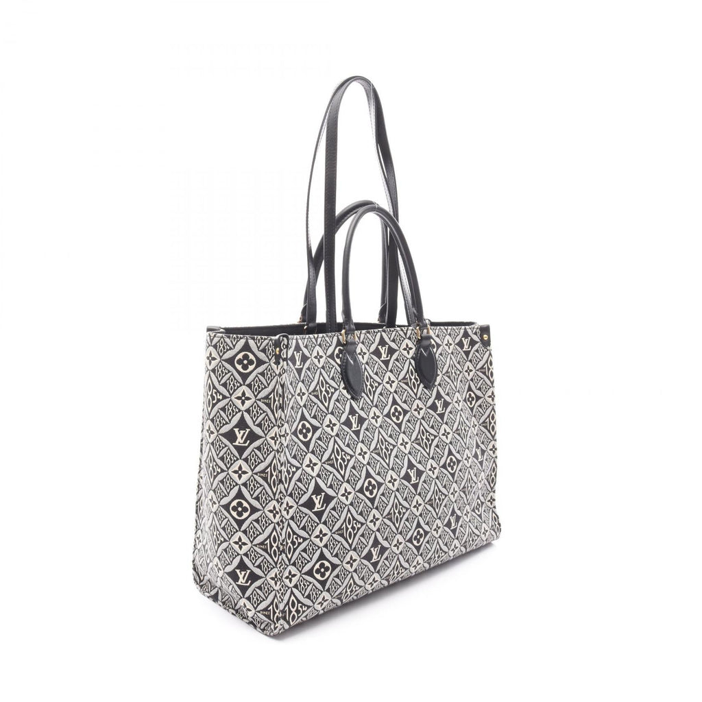 Louis Vuitton OnTheGo GM Monogram Tote Bag