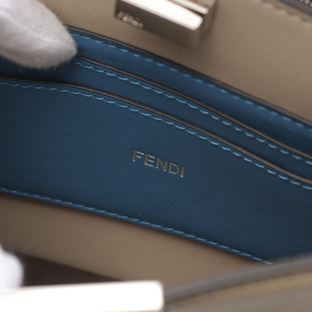 Fendi Peekaboo ISeeU XCross Leather Handbag 7VA582