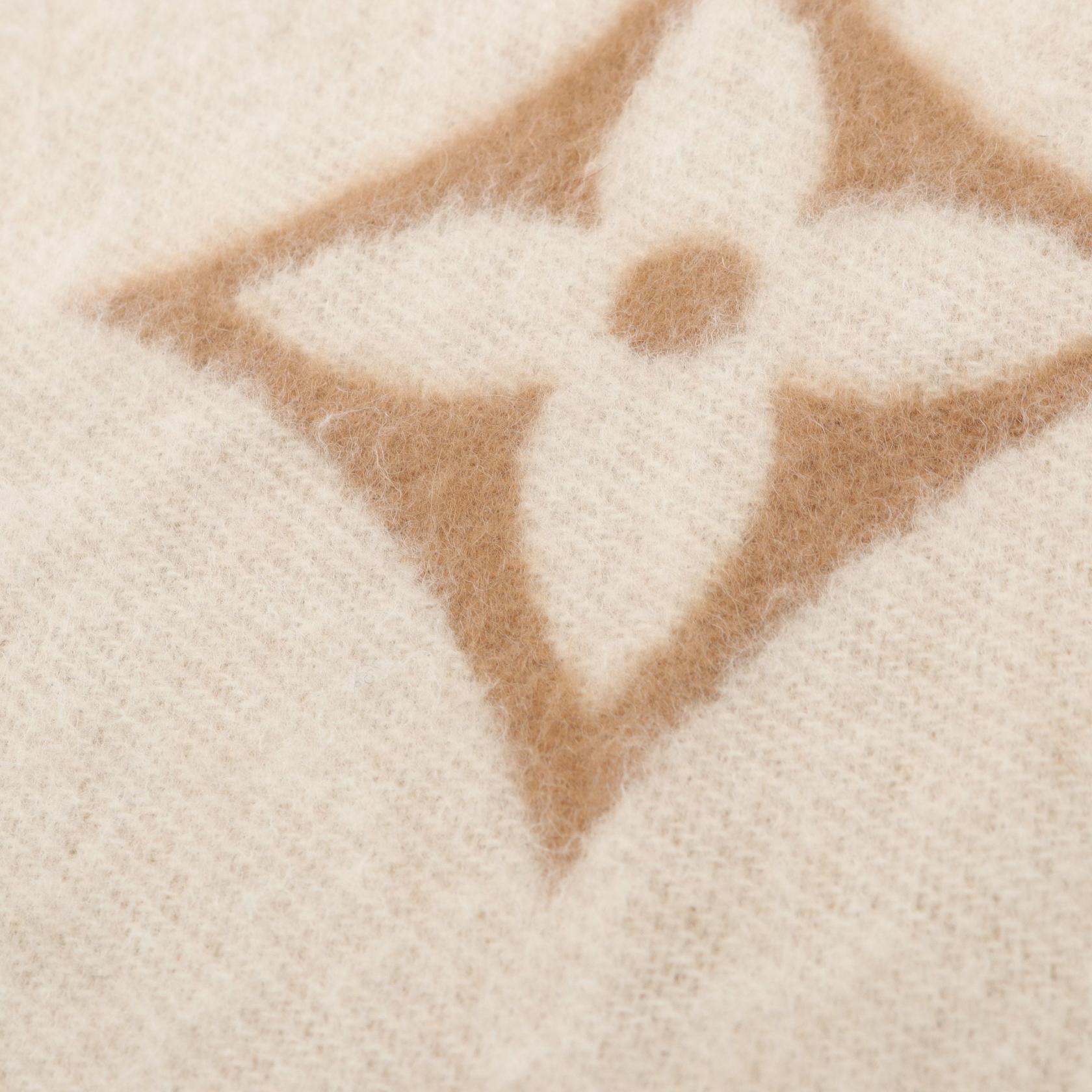 Louis Vuitton Echarpe Reykjavik Monogram Cashmere Scarf