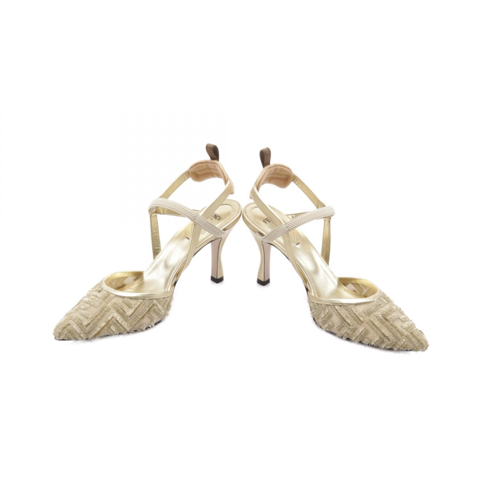 Fendi Colibrì Light Leather Fabric Pumps