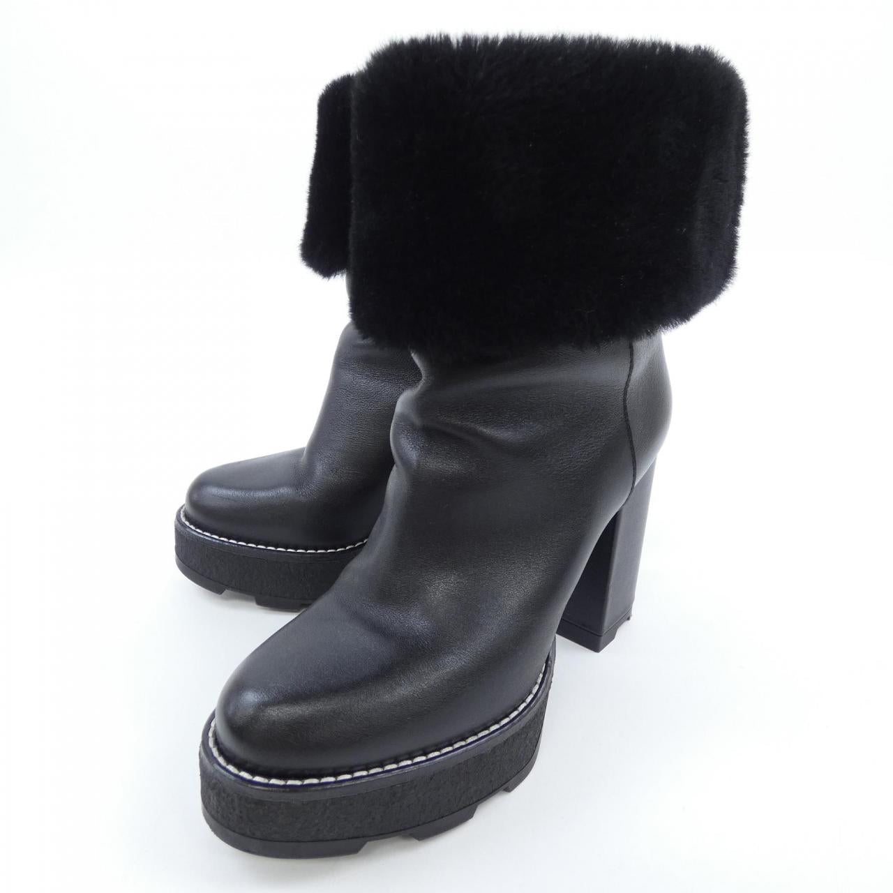 Louis Vuitton LV Bobourg Line Calf Shearling Boots