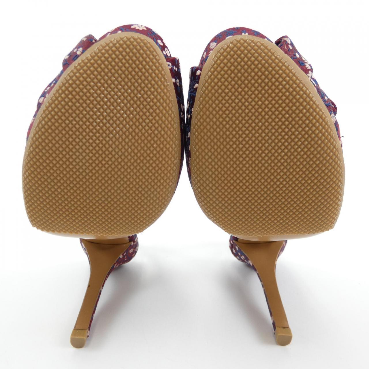 Louis Vuitton MA0190 Sandals