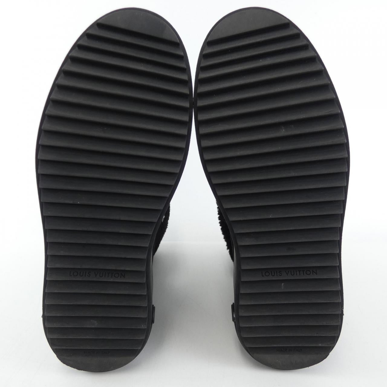 Louis Vuitton Snowdrop Line Boots