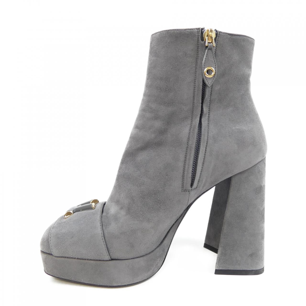 Louis Vuitton Shake Line Boots