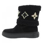 Louis Vuitton Snowdrop Line Shearling Boots