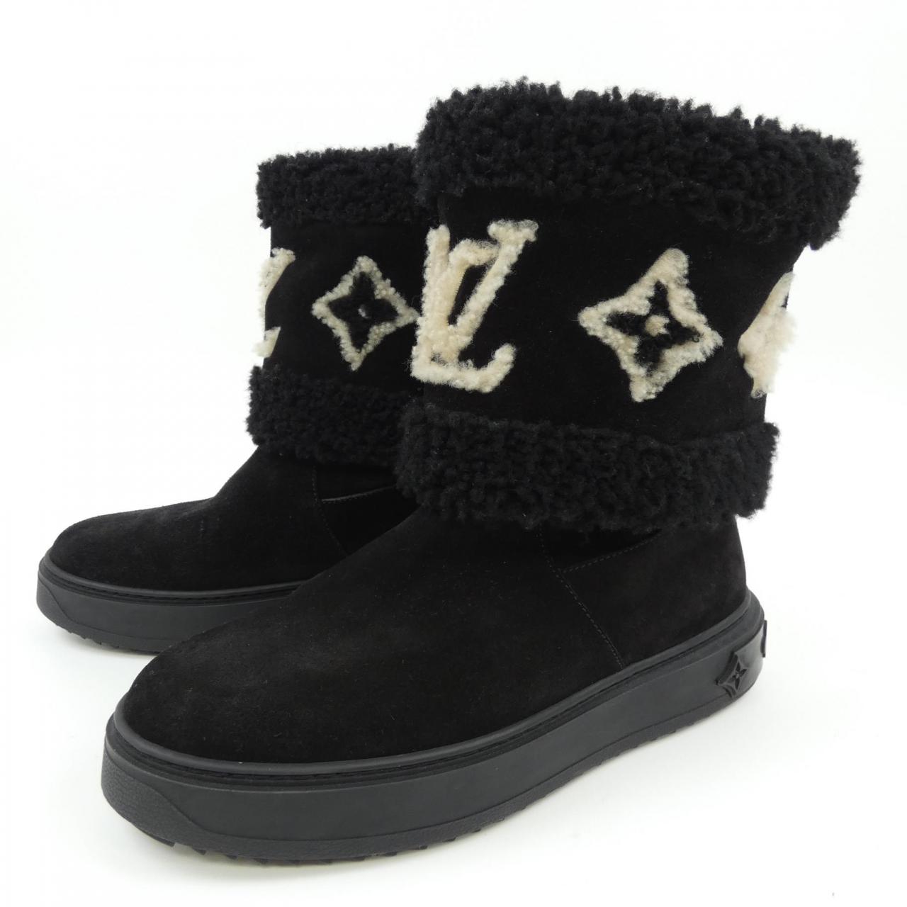 Louis Vuitton Snowdrop Line Shearling Boots