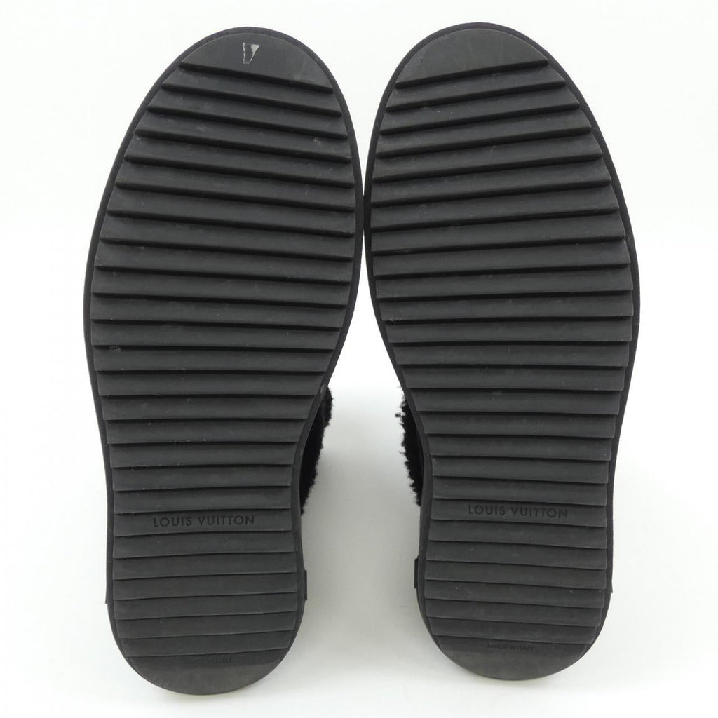 Louis Vuitton Snowdrop Line Shearling Boots