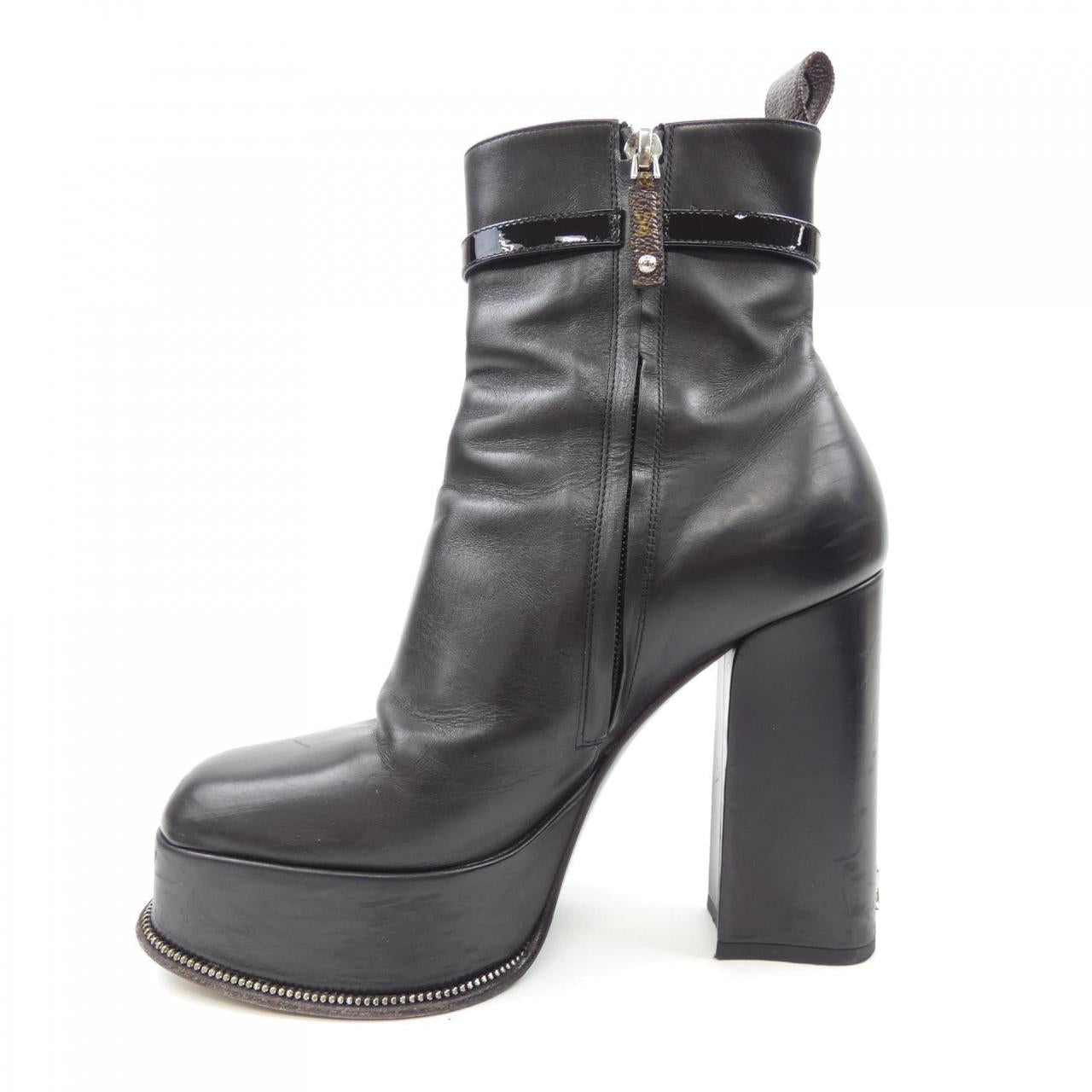 Louis Vuitton Fame Line Boots