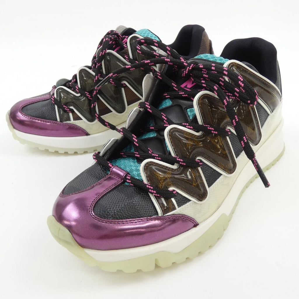 Louis Vuitton Zigzag Line Sneakers