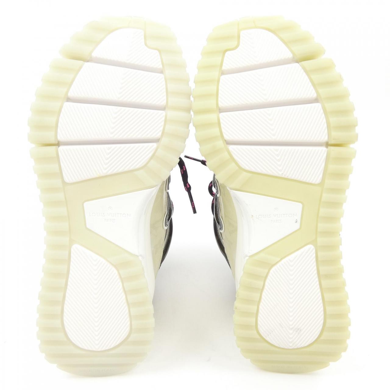 Louis Vuitton Zigzag Line Sneakers