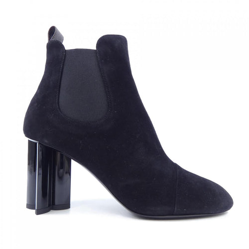 Louis Vuitton Silhouette Line Boots