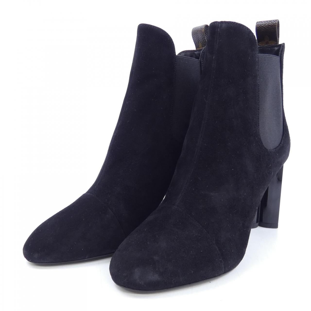 Louis Vuitton Silhouette Line Boots