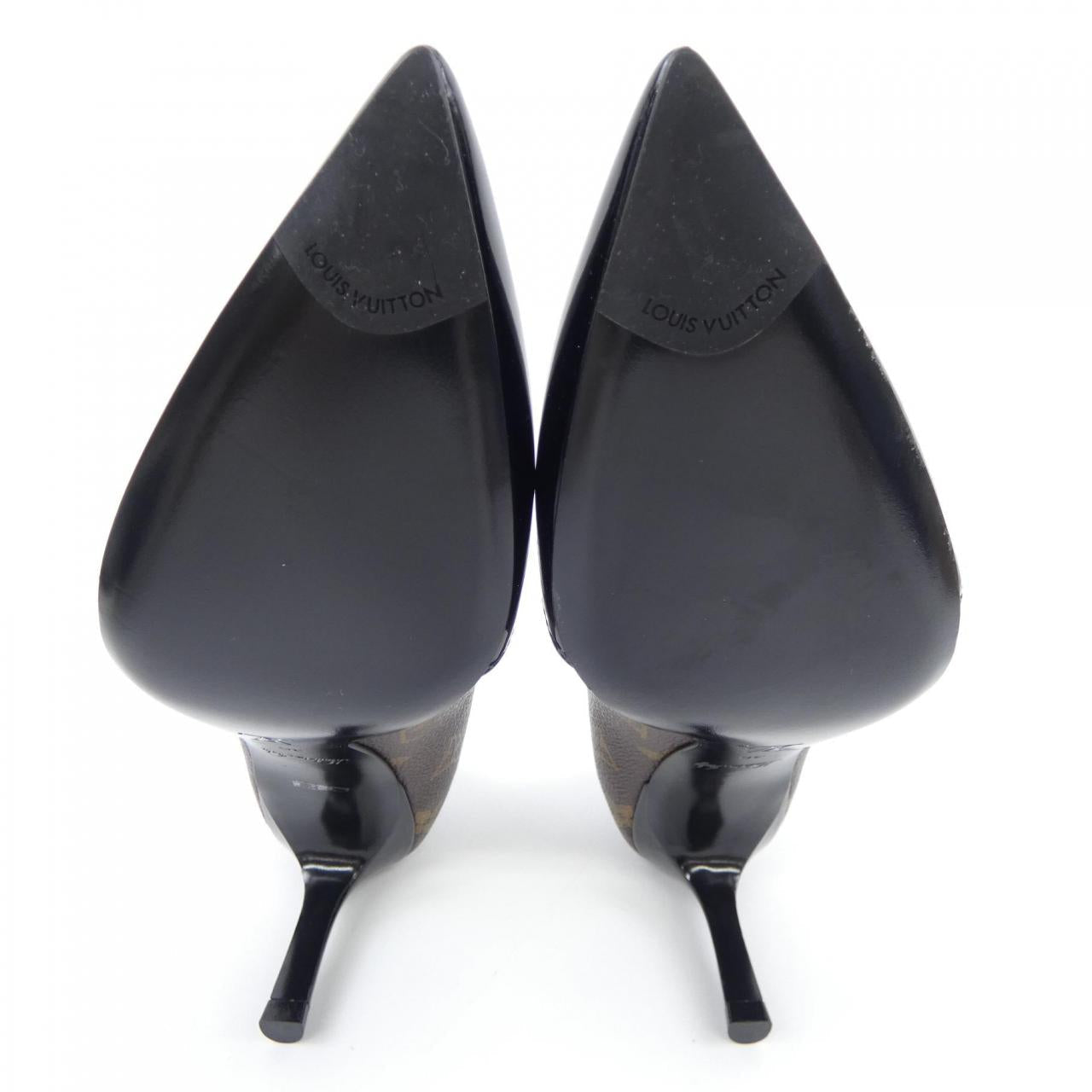 Louis Vuitton Fetish Line Pumps