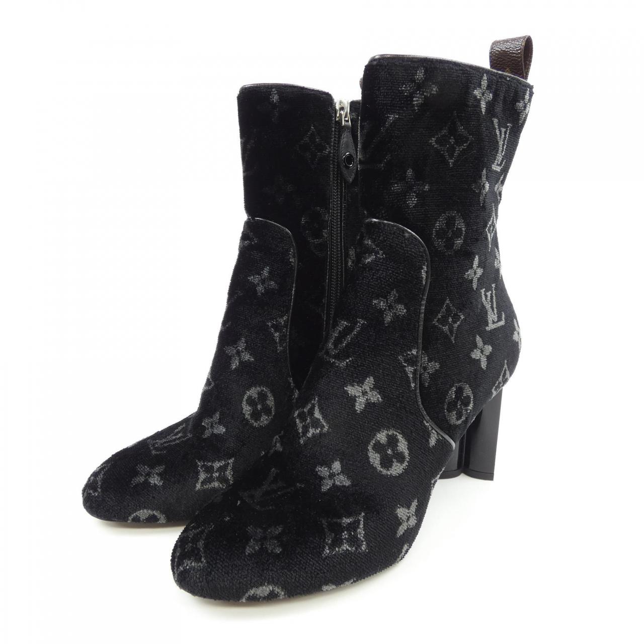 Louis Vuitton Silhouette Line Boots