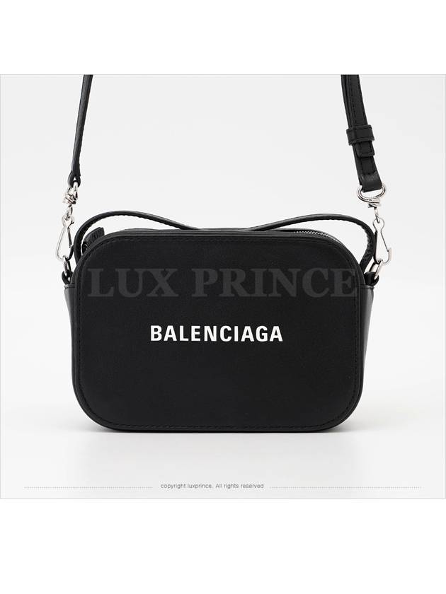 Balenciaga Camera bag 608653 0917sv