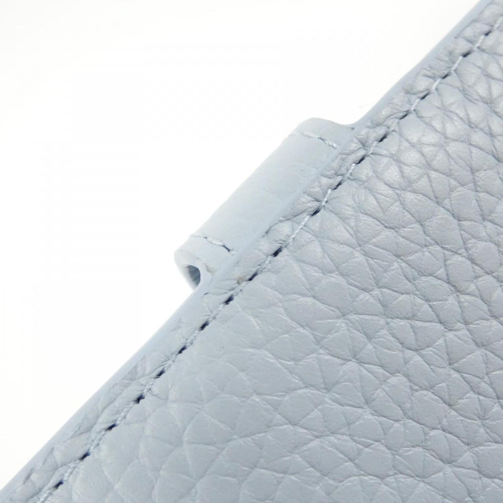 Louis Vuitton LV Vertical Wallet Taurillon Wallet