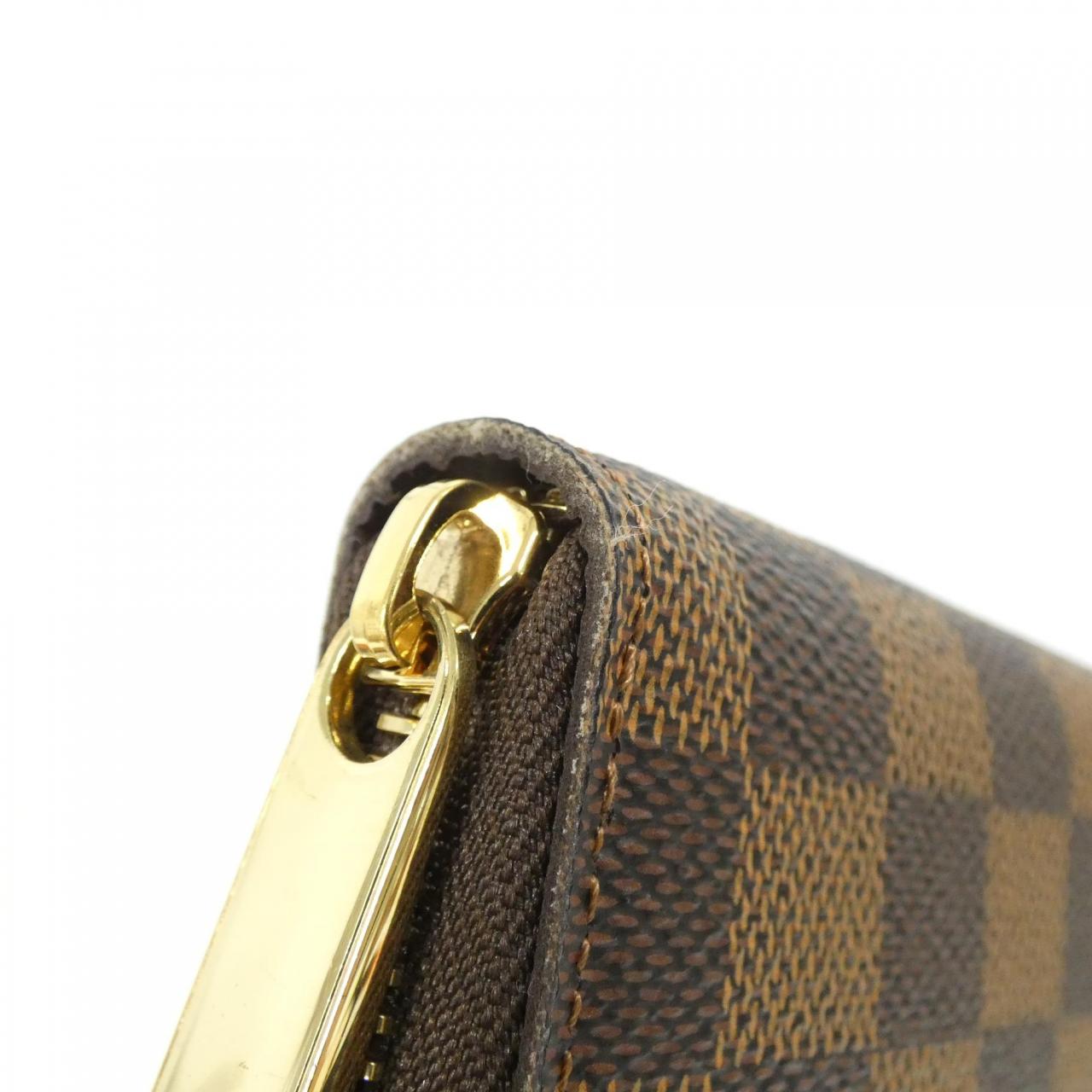 Louis Vuitton Zippy Organizer Damier Wallet