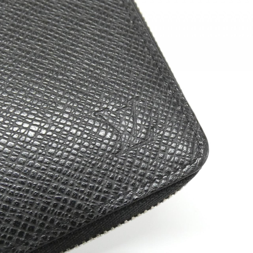 Louis Vuitton Taiga Coin Purse