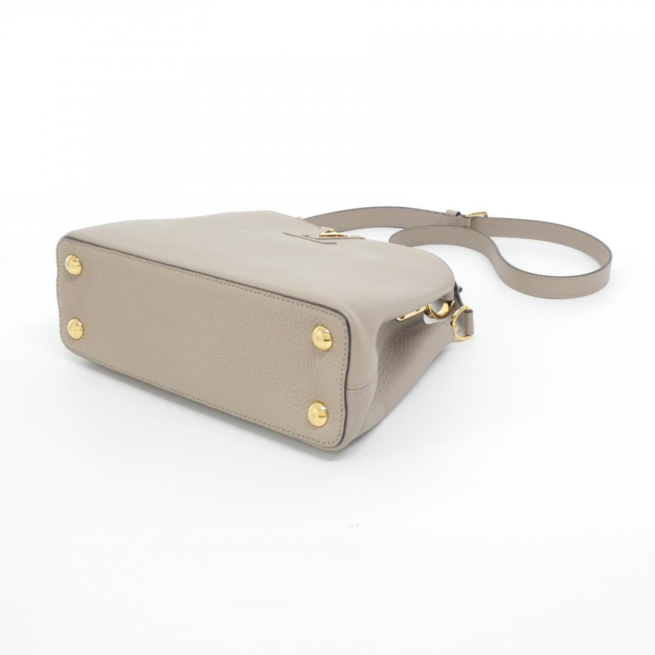 Louis Vuitton Capucines BB Taurillon Calf 2way Bag