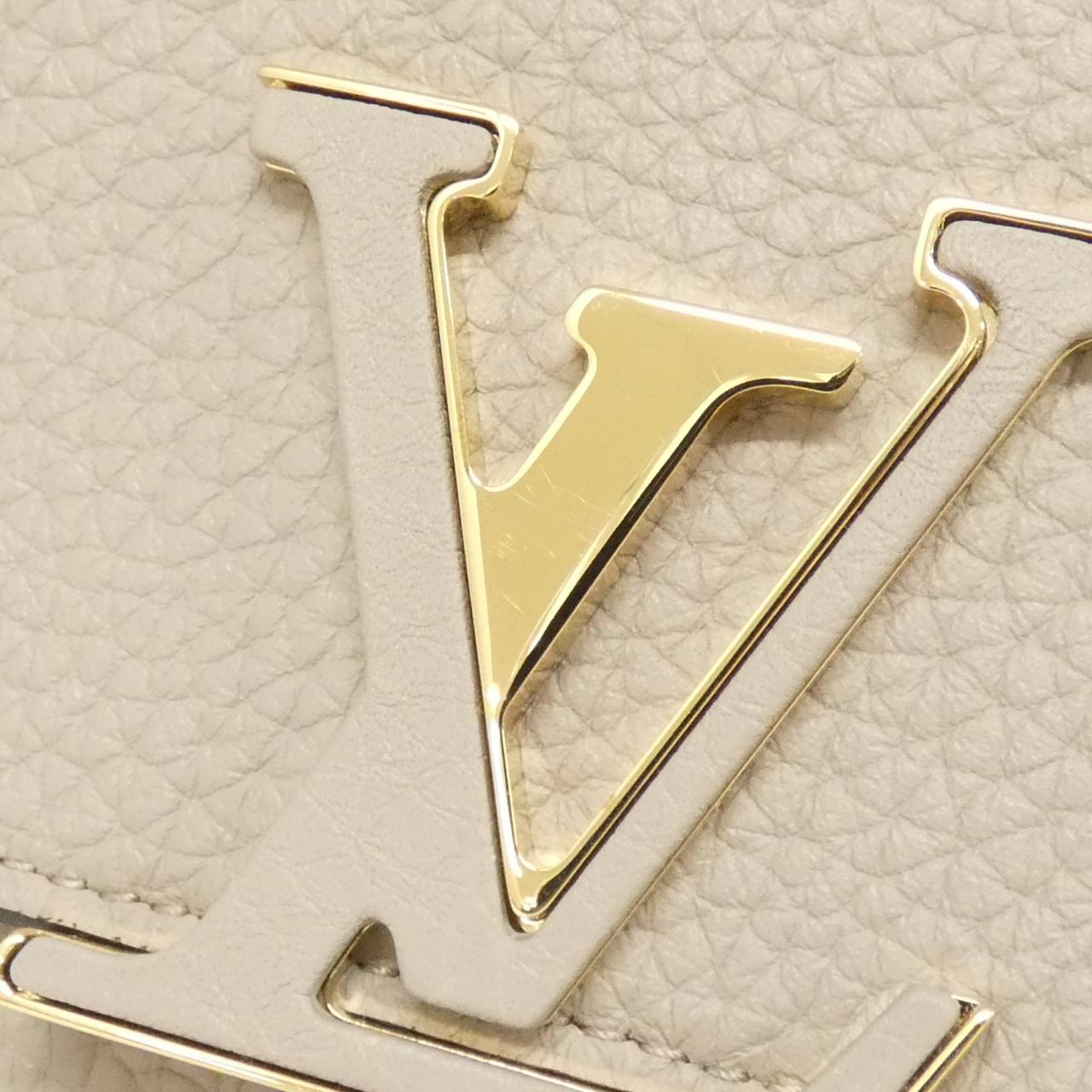 Louis Vuitton Portefeuille Capucines Taurillon Calfskin Long Wallet