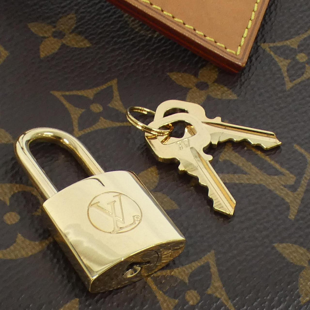Louis Vuitton Boite Chapeau Souple Monogram Shoulder Bag