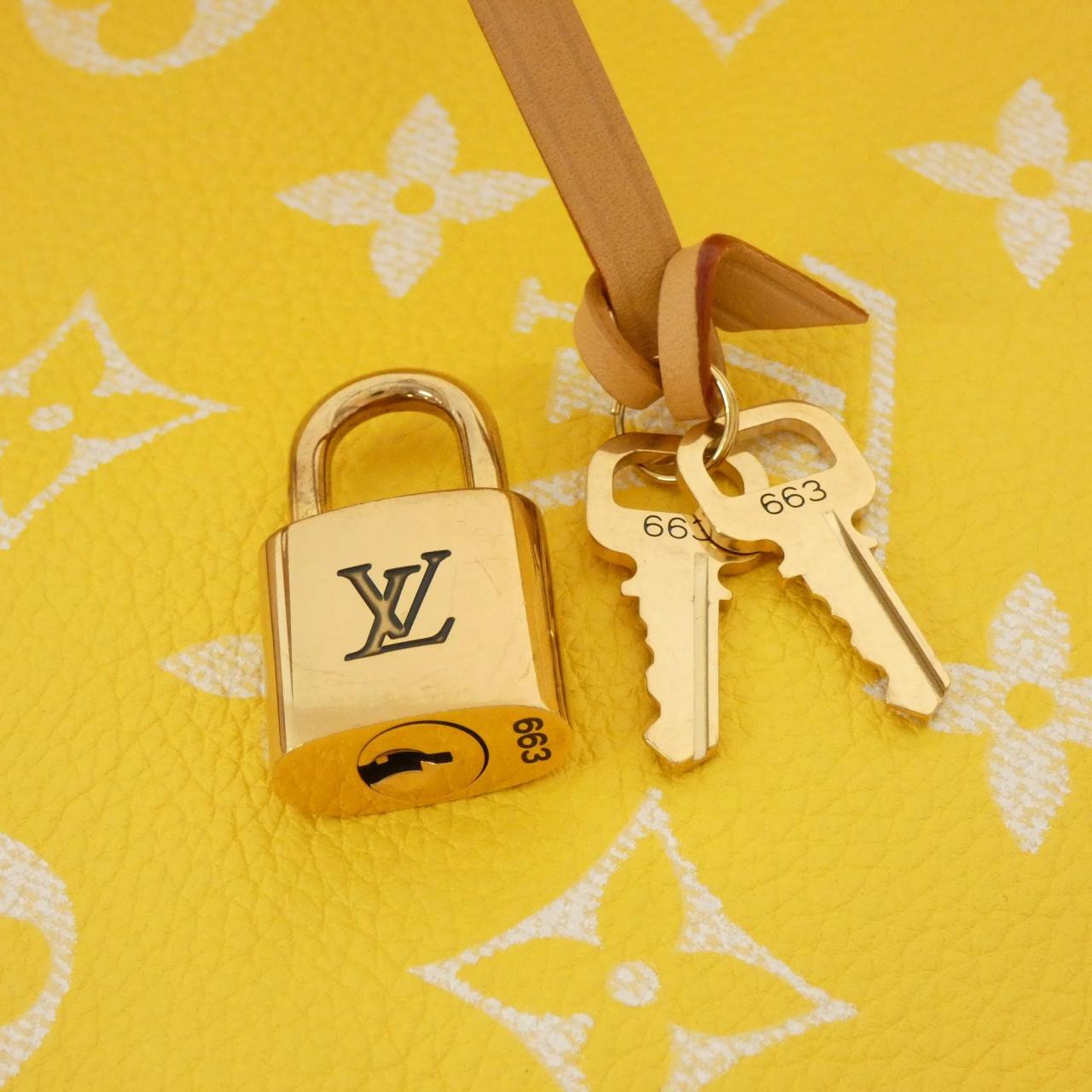 Louis Vuitton Monogram Boston Bag