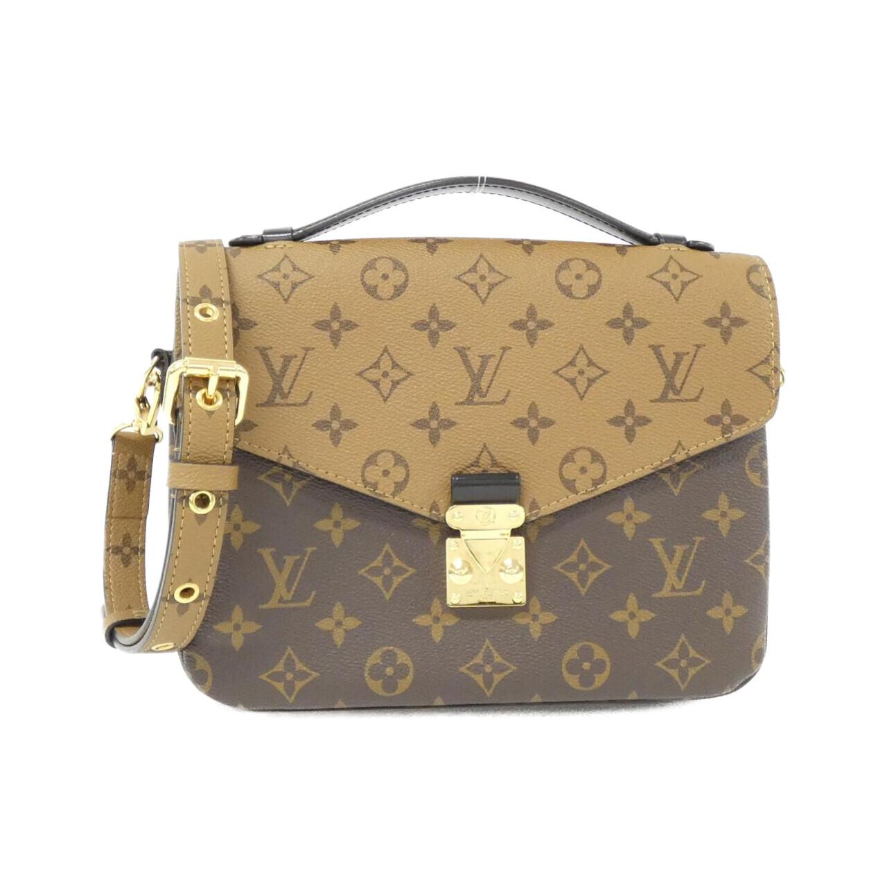 Louis Vuitton Pochette Metis Monogram Shoulder Bag