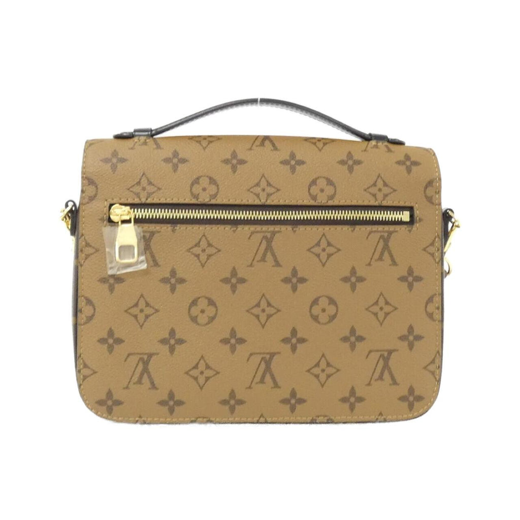 Louis Vuitton Pochette Metis Monogram Shoulder Bag