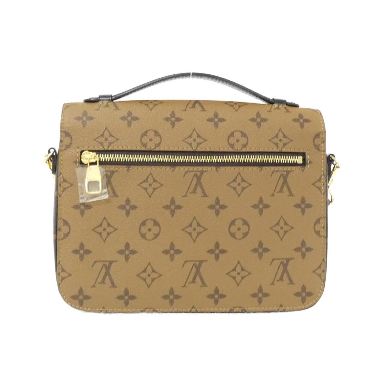 Louis Vuitton Pochette Metis Monogram Shoulder Bag
