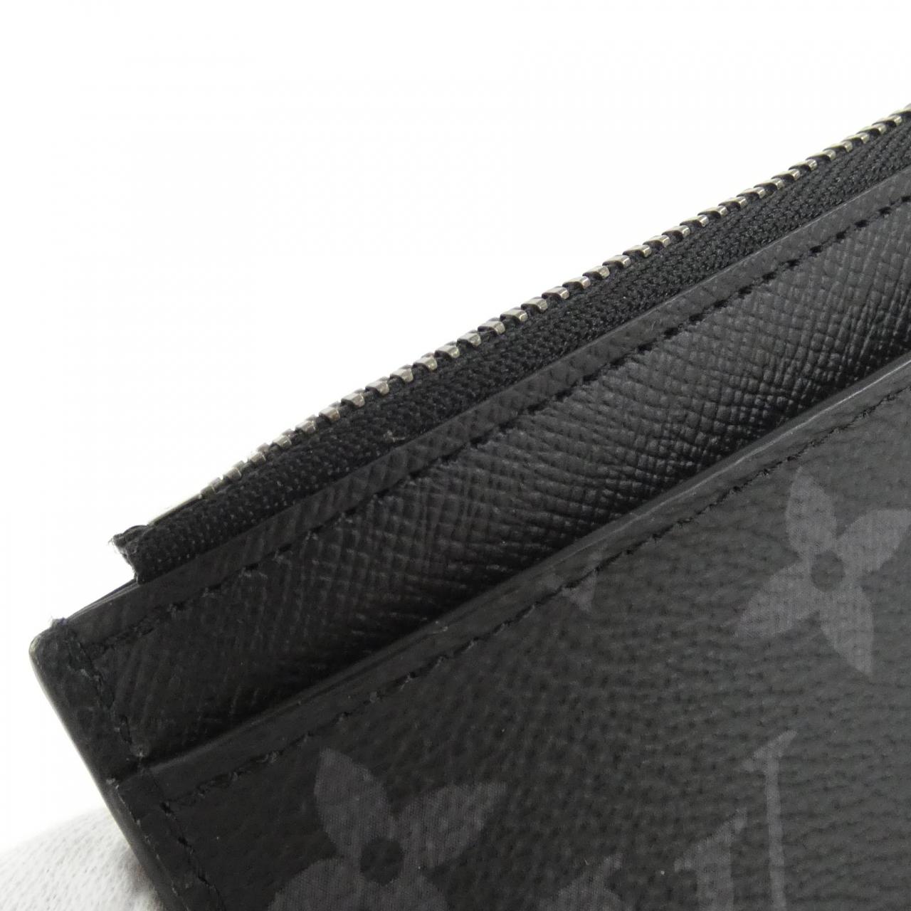 Louis Vuitton Taiga Lama Coin Card Holder