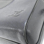 Louis Vuitton Taiga Messenger Bag
