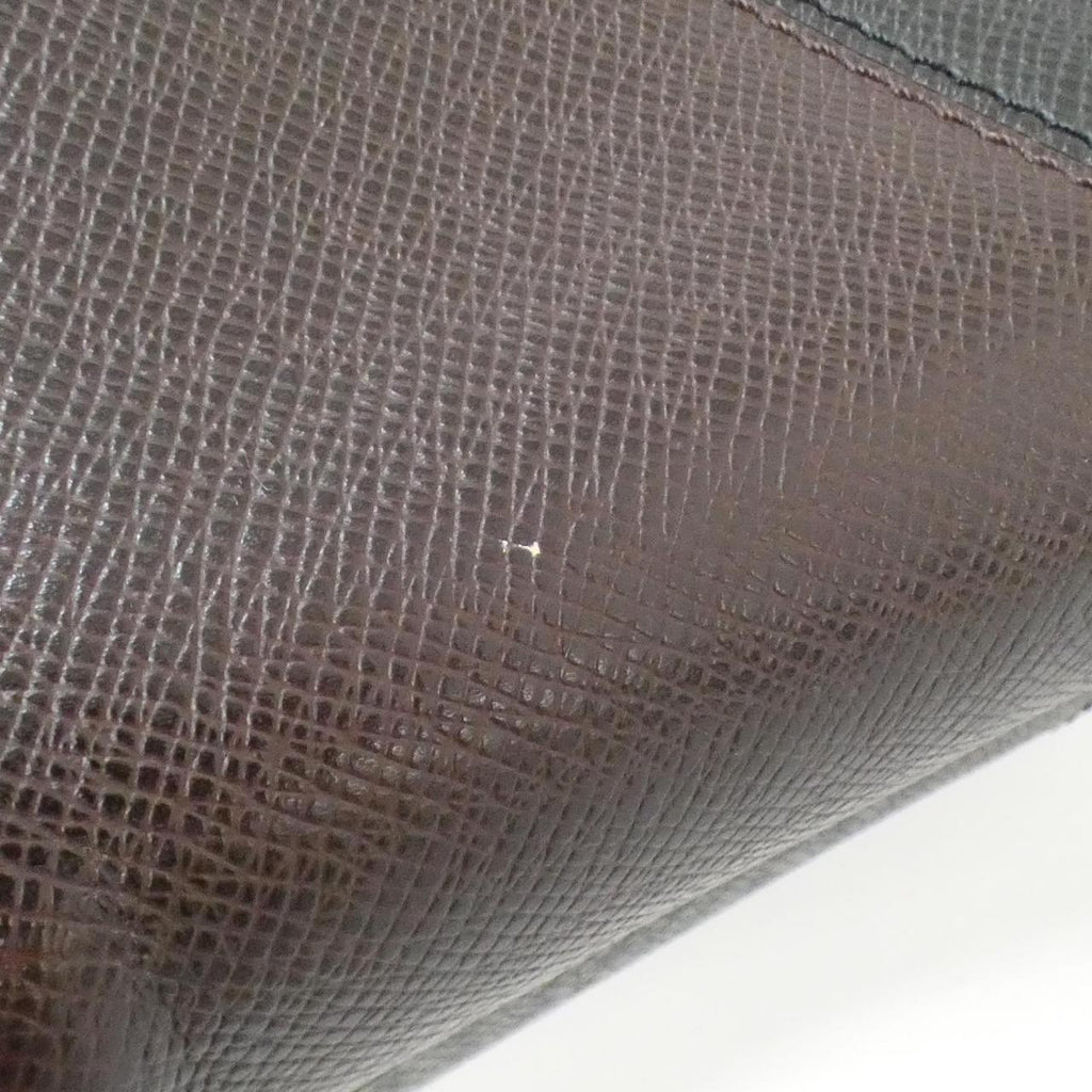 Louis Vuitton Taiga Messenger Bag
