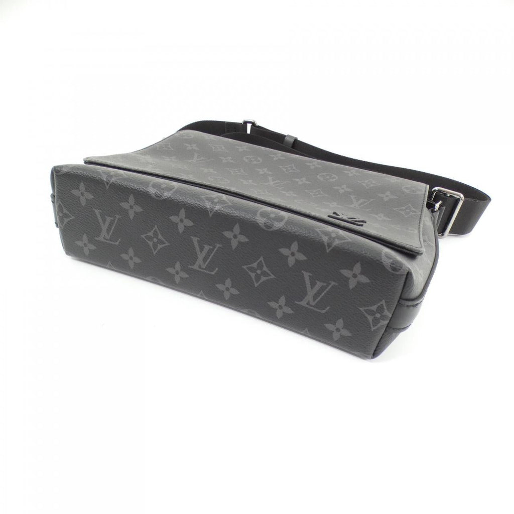 Louis Vuitton District Monogram Shoulder Bag