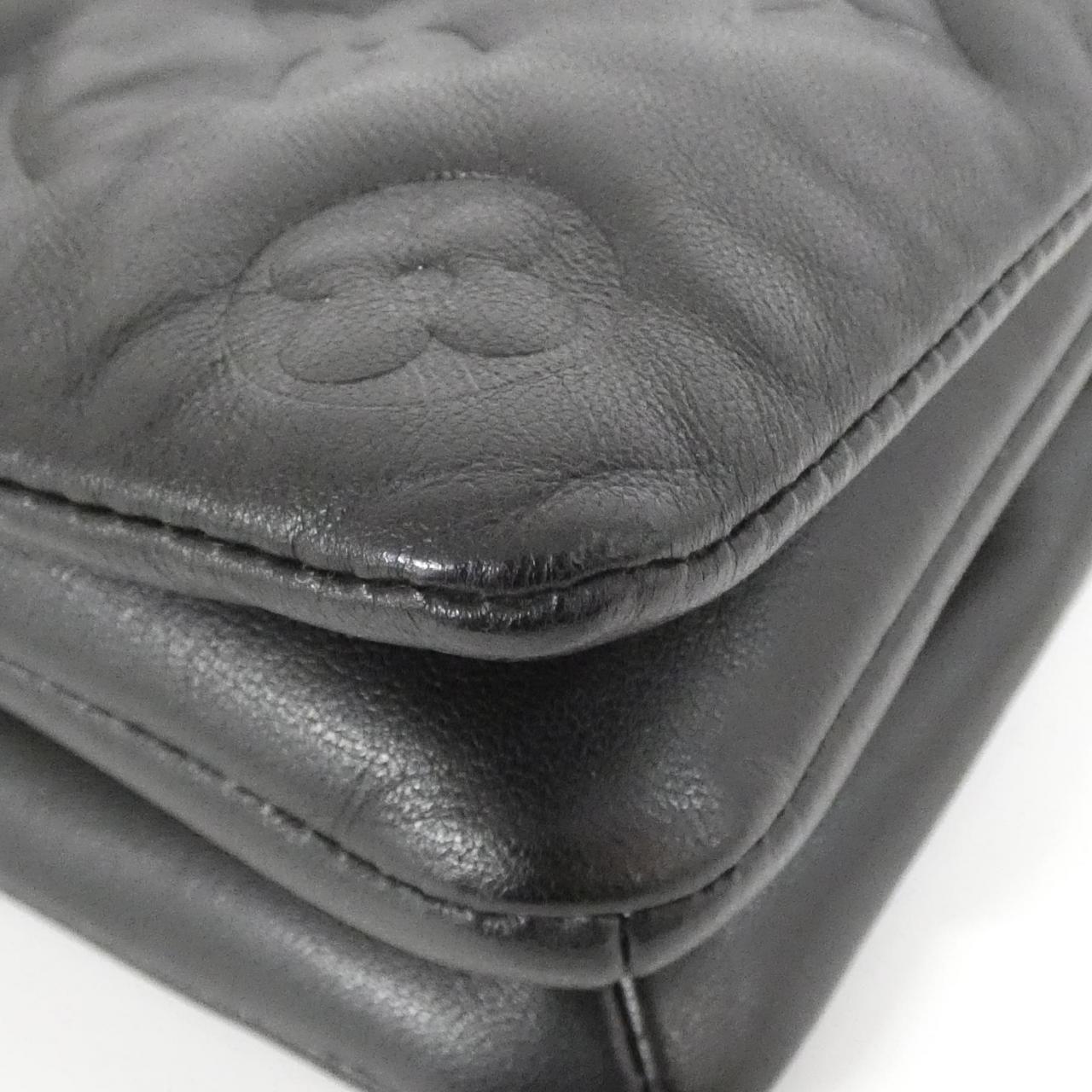 Louis Vuitton Coussin Pochette Coussin Lamb Shoulder Bag