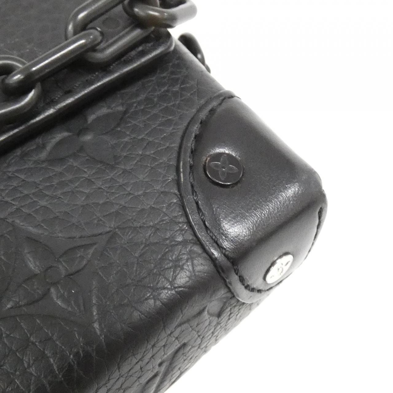 Louis Vuitton Steamer Wearable Wallet Monogram Taurillon Shoulder Bag