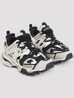 Balenciaga track low top sneakers 542436W3AC4