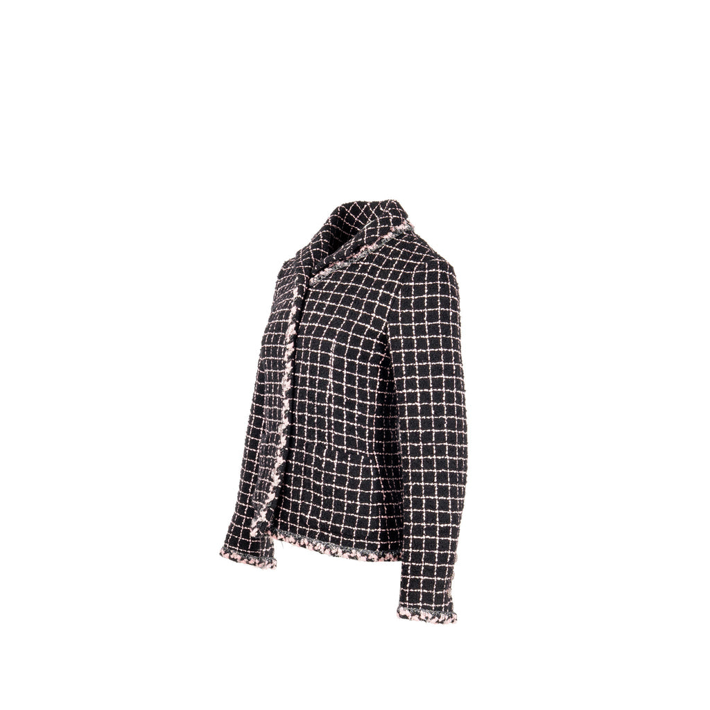 Chanel Size 36 Camellia Detailed Button Tweed Jacket Wool/Polyamide Black/Pink