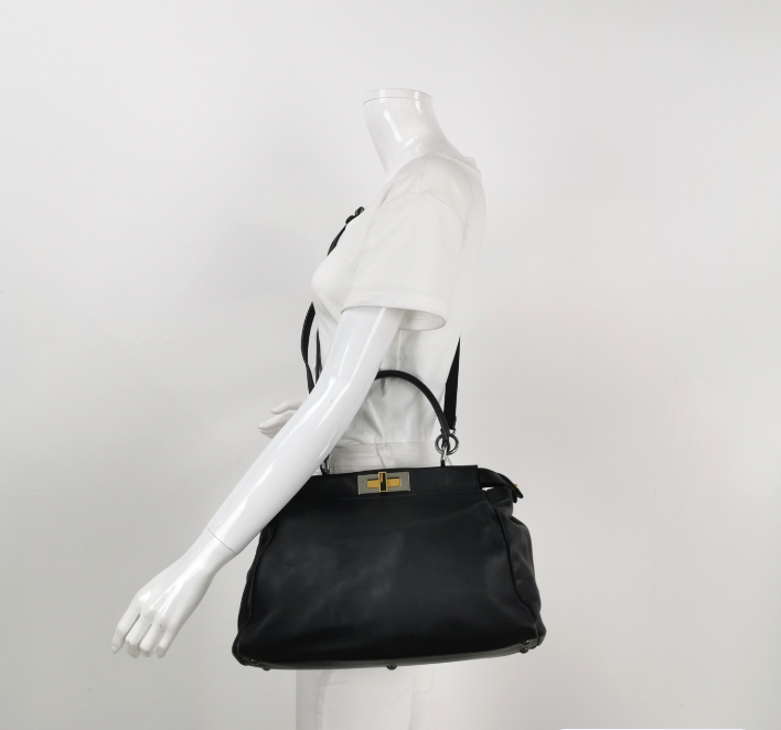 Fendi Peekaboo Medium Bag Black 250215781064350