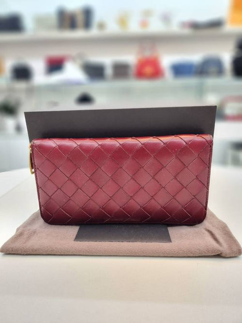 Bottega Veneta Long wallet red 608053