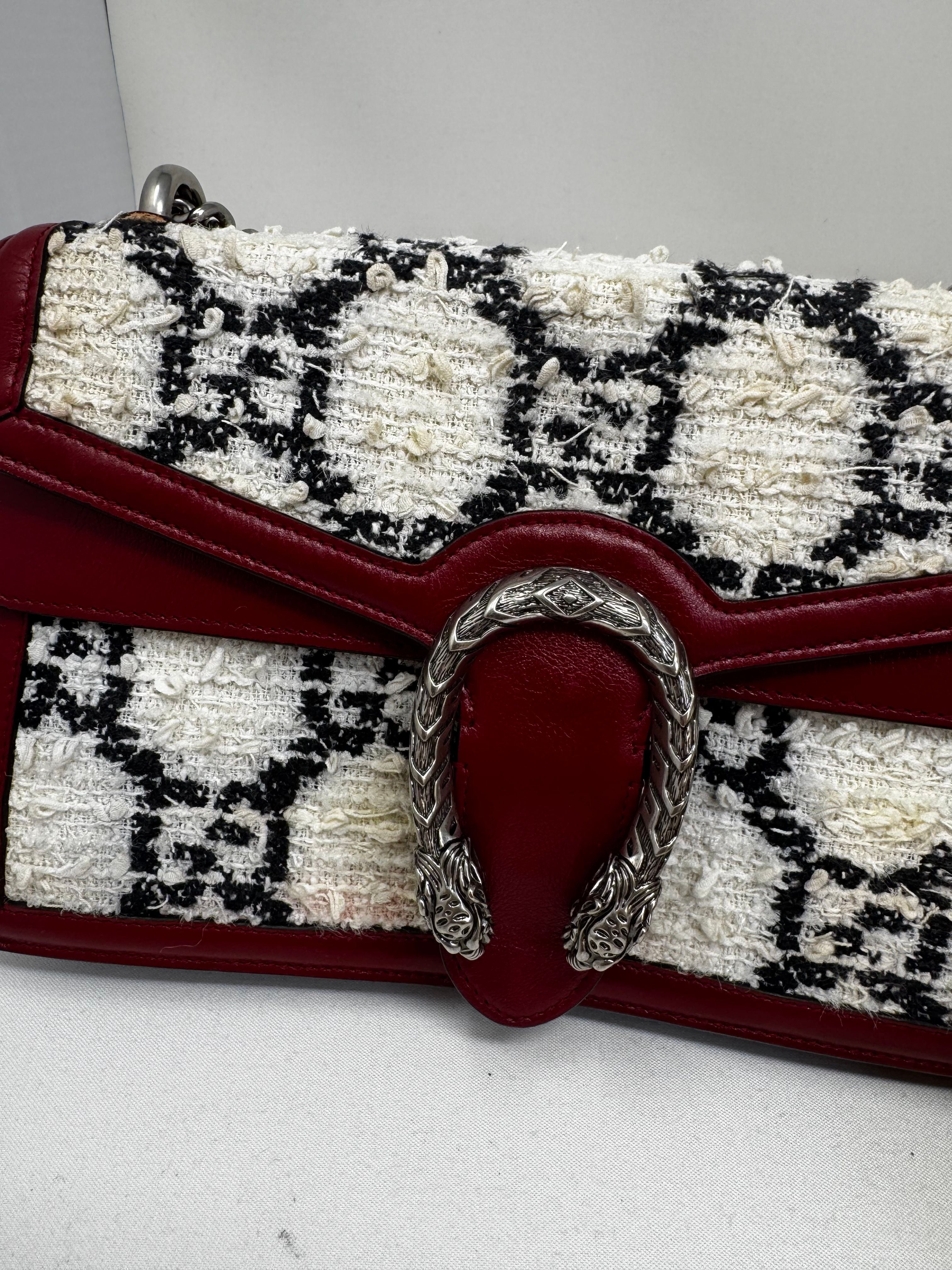 GUCCI Tweed GG Monogram Small Dionysus Shoulder Bag White Black Romantic Cherry B20-79