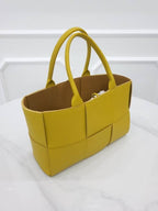 Bottega Veneta Bottega Veneta Intrecciato Arco Tote Bag Small 652867