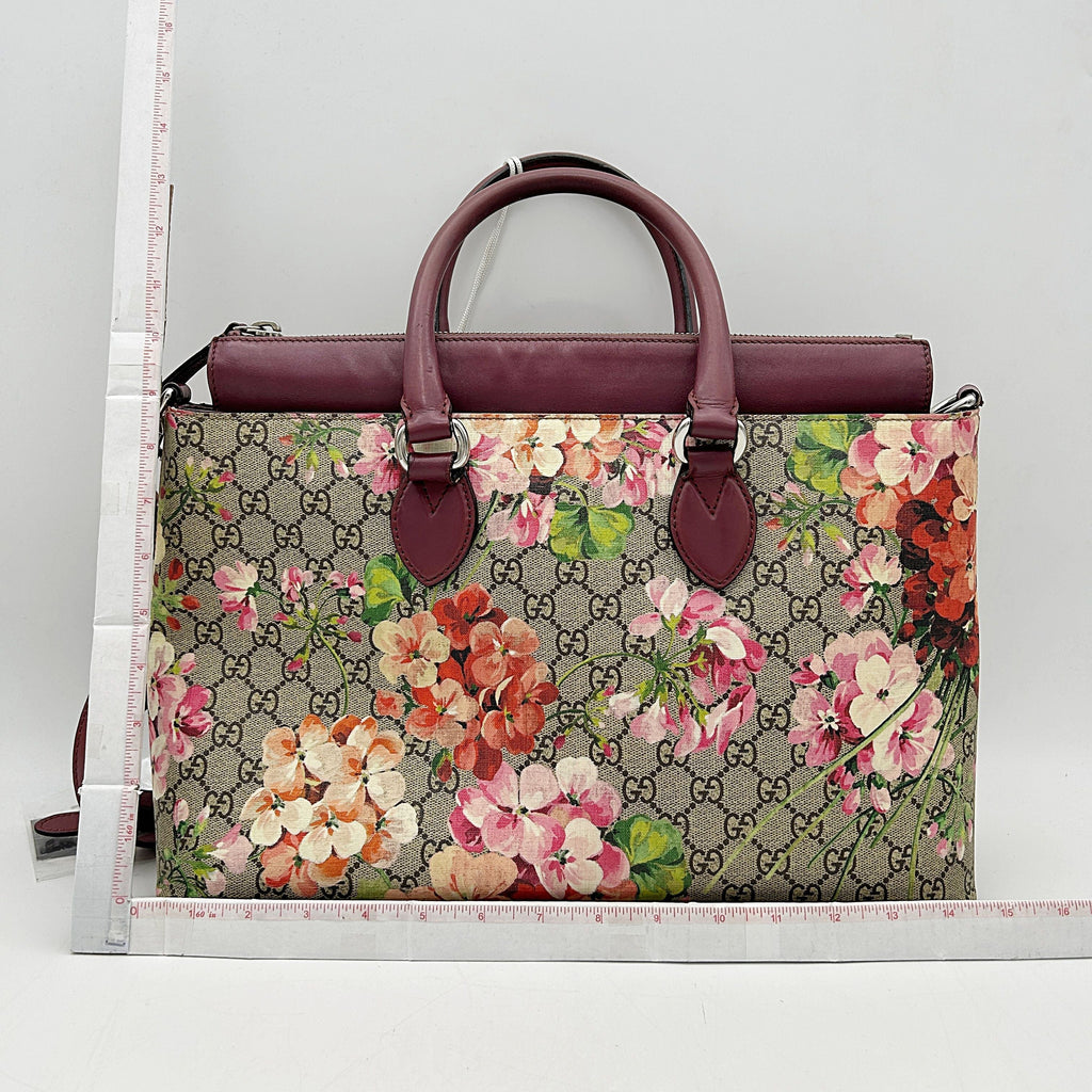 GUCCI GG Supreme Monogram Blooms Large Zip Top Tote Beige Multicolor Dry Rose  LA20219