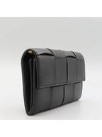Bottega Veneta 651387 Black leather cassette large flap long wallet