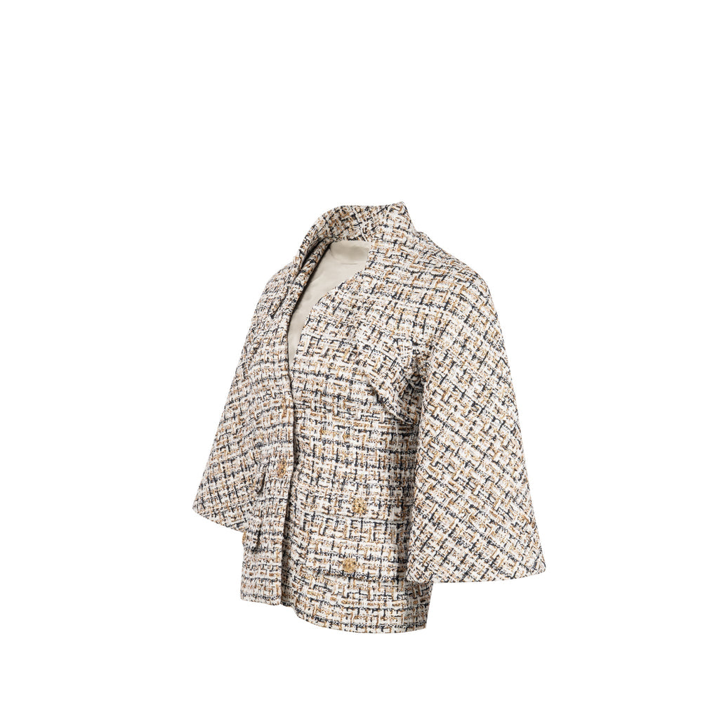 Chanel size 36 tweed jacket white / black / gold