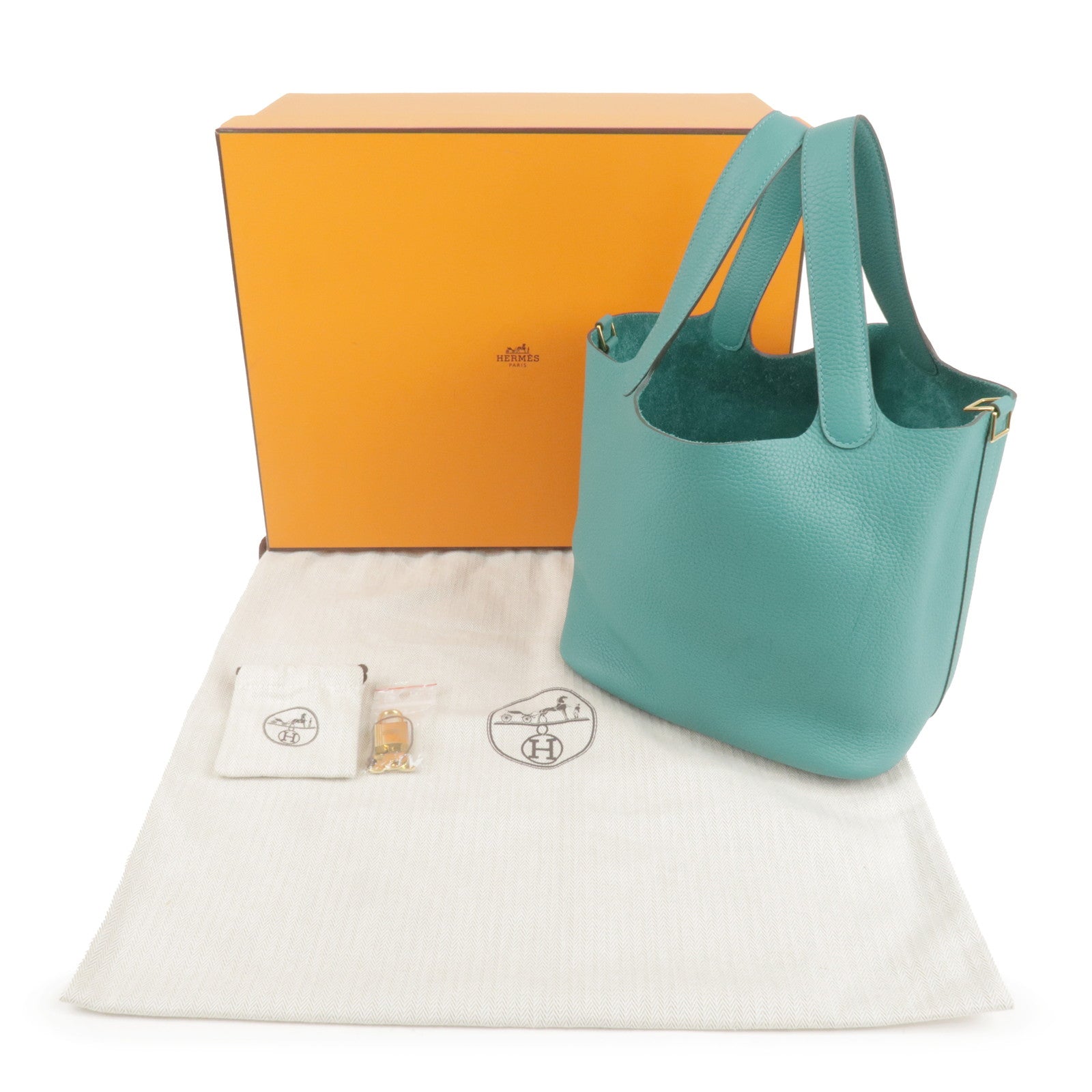 HERMES Taurillon Clemence Picotin Lock MM Hand Bag Vert Verone