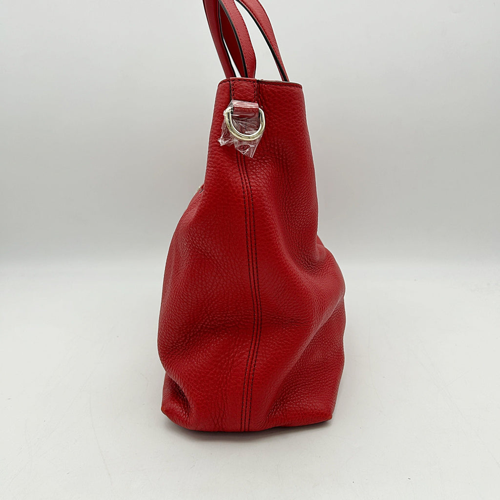 GUCCI Pebbled Calfskin Medium Soho Shoulder Bag Tabasco Red 2504211104