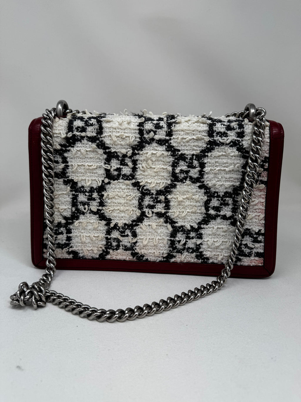 GUCCI Tweed GG Monogram Small Dionysus Shoulder Bag White Black Romantic Cherry B20-79
