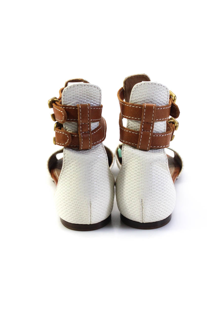 Chloe Womens Weave Embossed Leather Flat Ankle Strap Sandals White