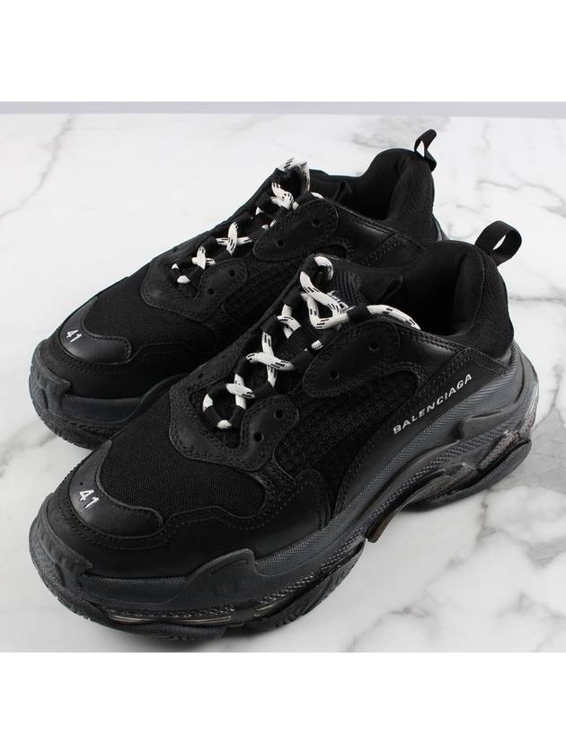 Balenciaga Triple S Black 41 260