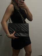 CHANEL-  1995 Straight Flap Jumbo shoulder bag